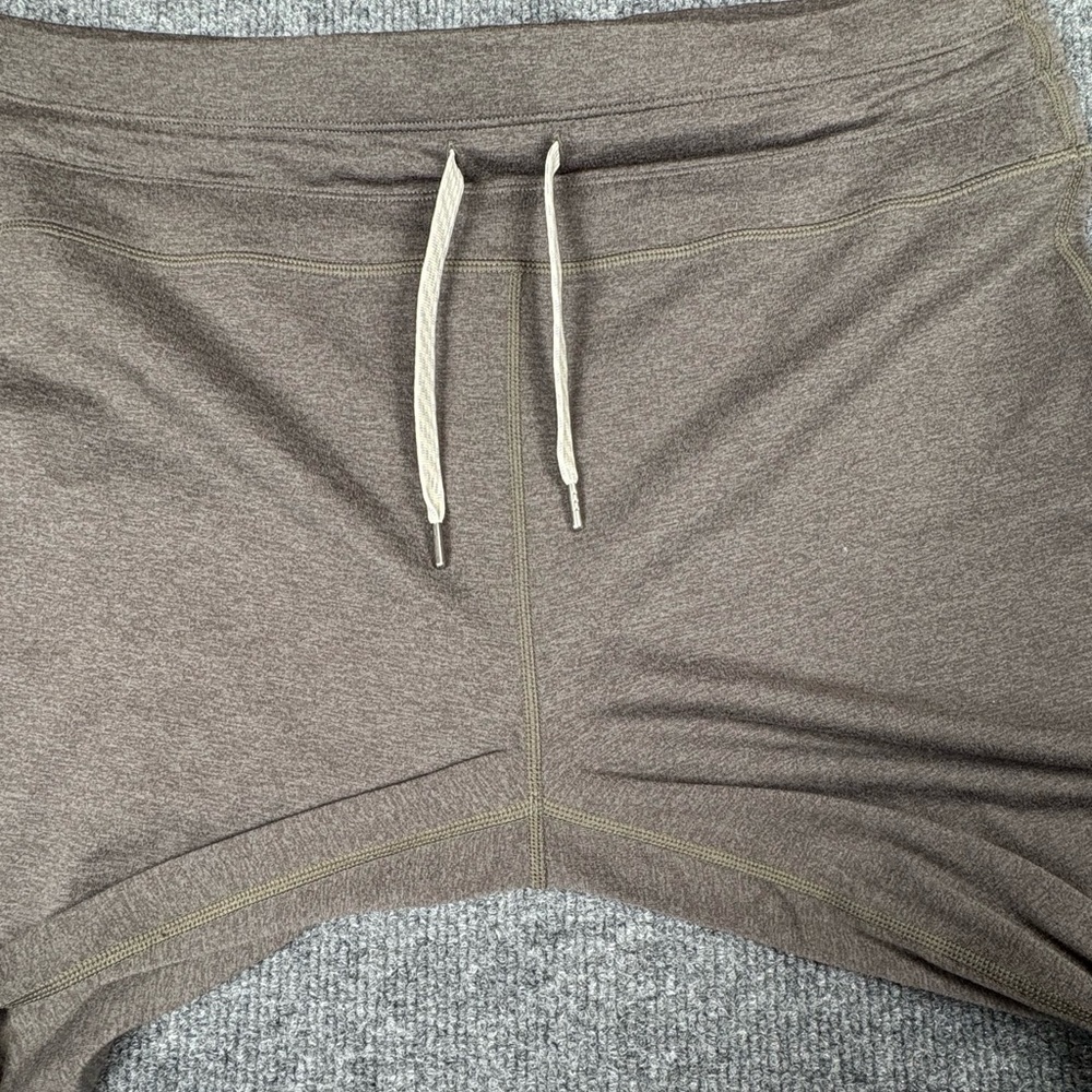 Vuori Women’s Leggings XL Brown High Rise Athletic Yoga Pants - Picture 7 of 12